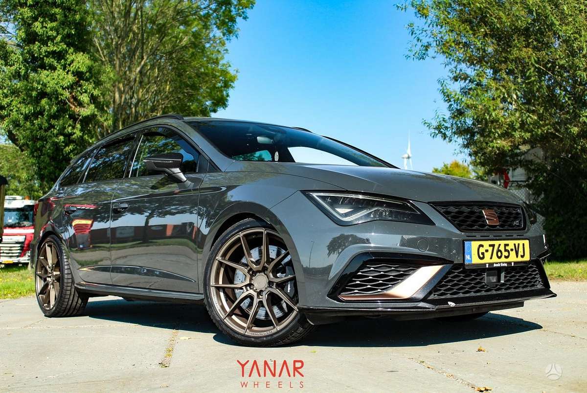 Yanar FF-17, vieglmetāla, R19