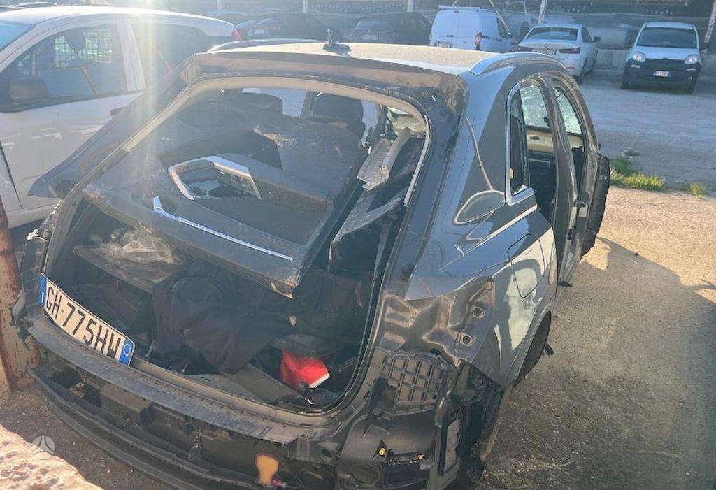 Audi Q3 Dalimis europinė su dokumentais