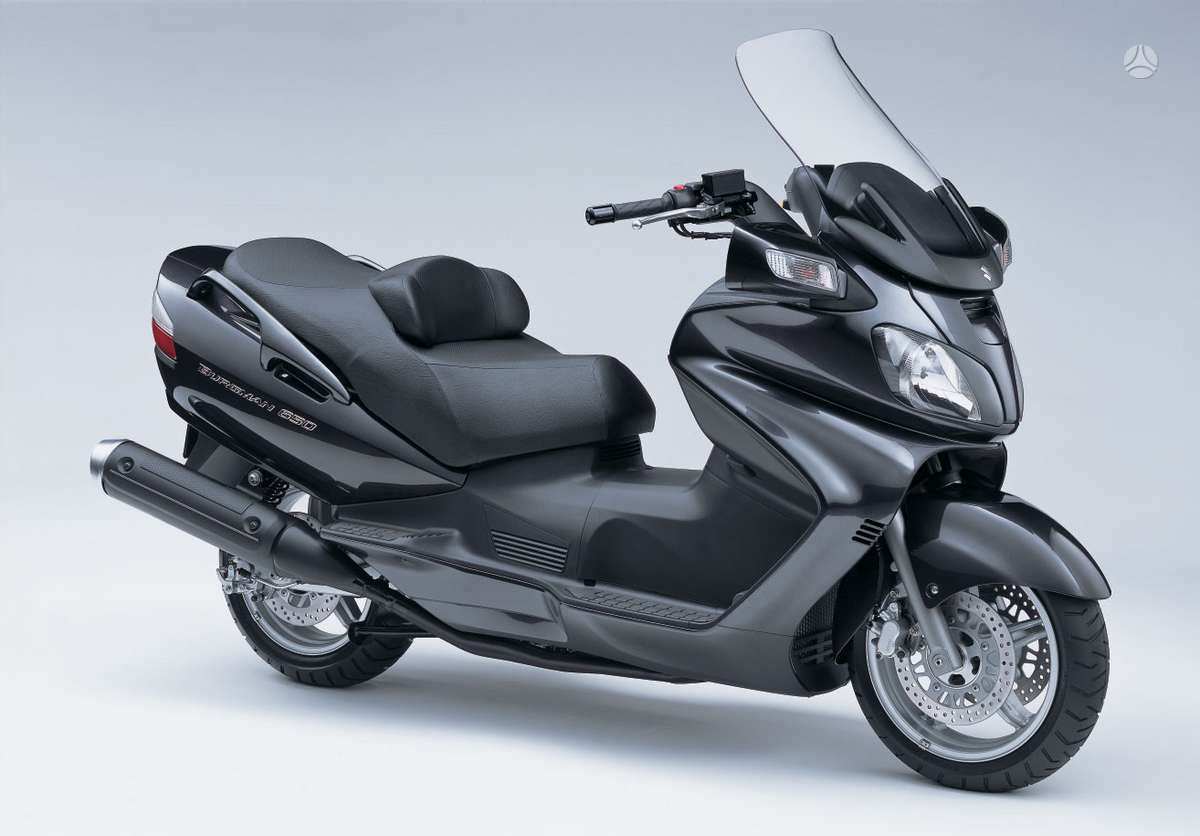 Suzuki Burgman, мотороллеры / мопеды