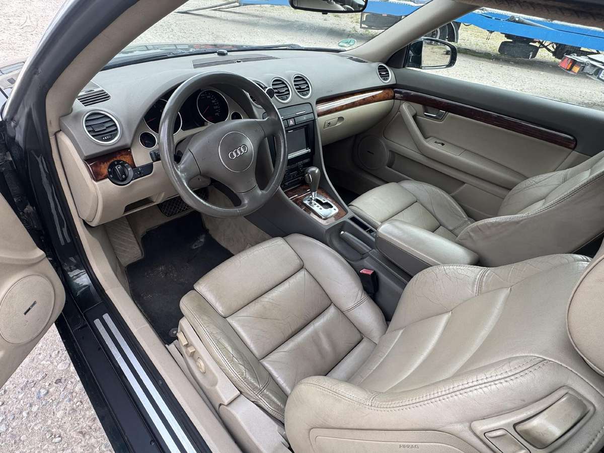 Audi A4, 2.4 l., convertible