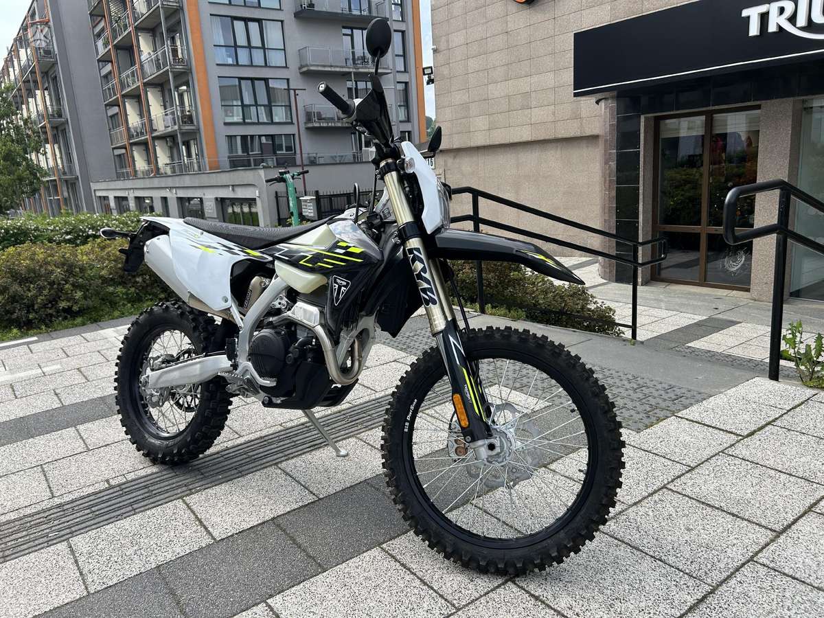 Triumph TF-250 E 249cc, enduro / adventure