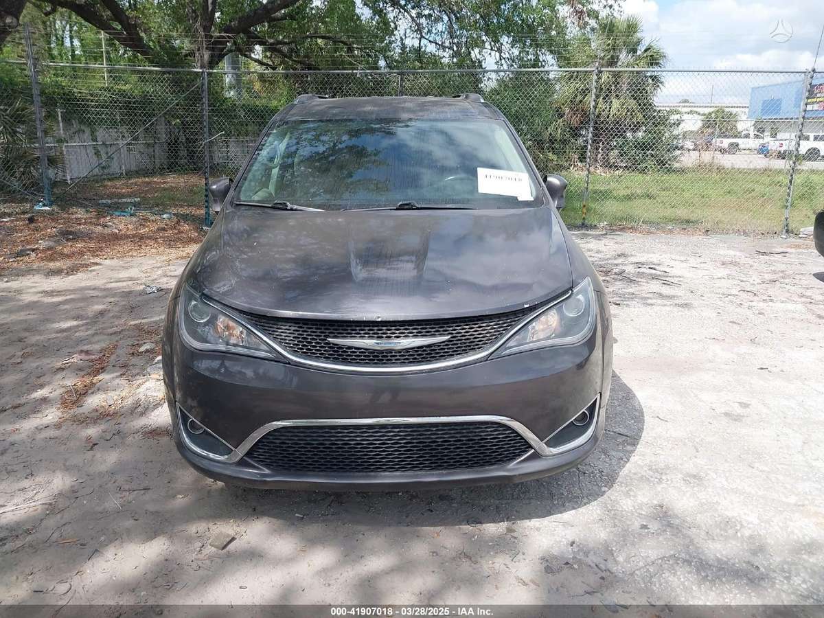 Chrysler Pacifica for parts