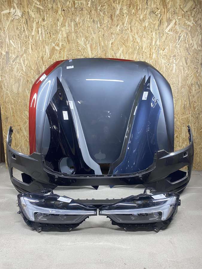 Volvo XC60 kėbulo dalys