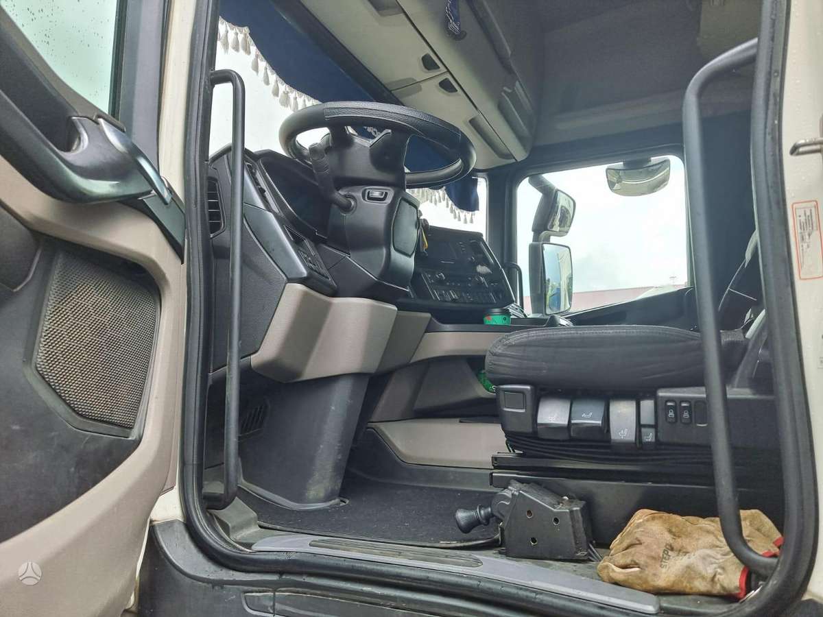 Scania R 450, 2 спальных места