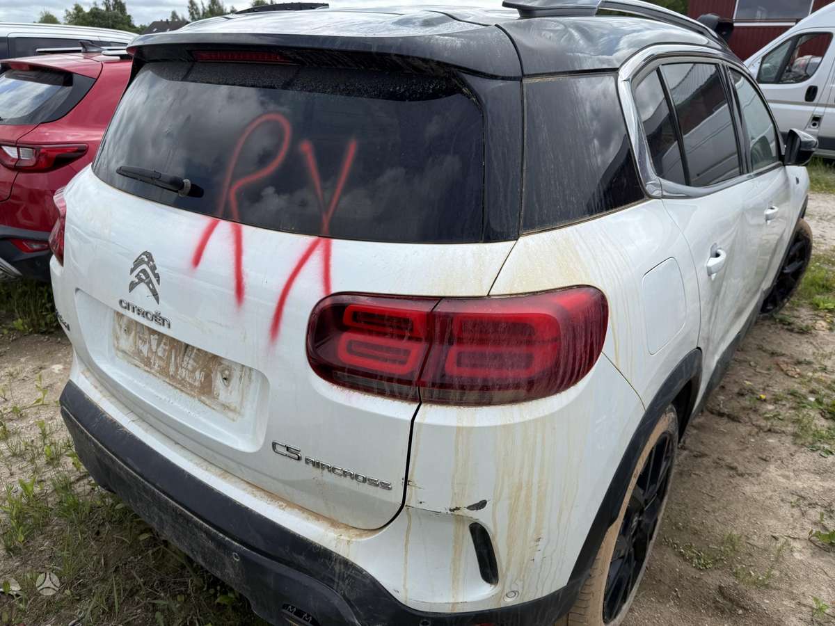Citroen C5 Aircross dalimis