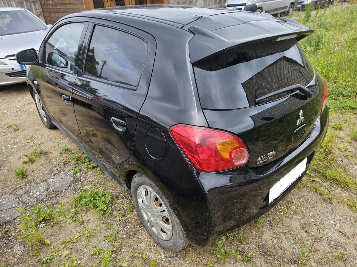 Mitsubishi Space Star for parts
