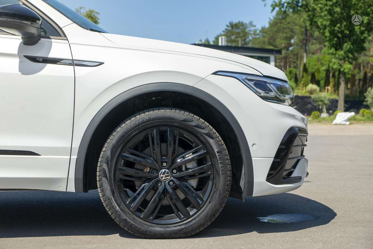 Volkswagen Tiguan Allspace - 12