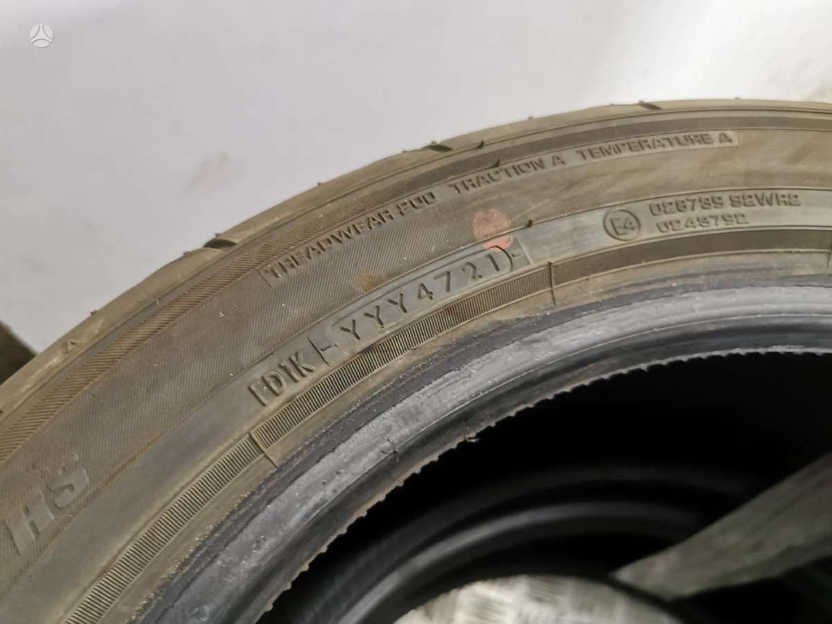 Pirelli, summer 245/45 R18