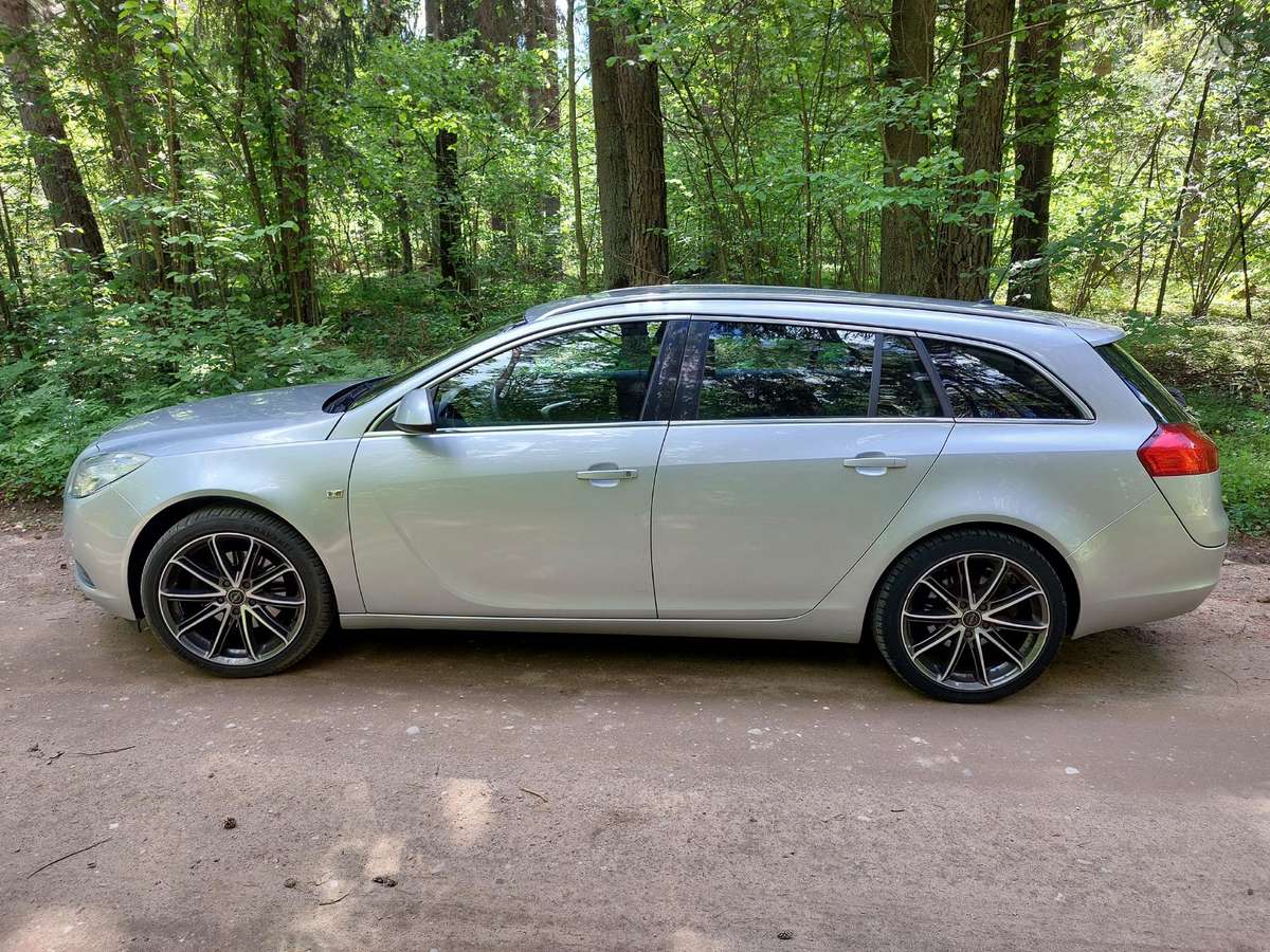 Opel Insignia, 2.0 l., Универсал