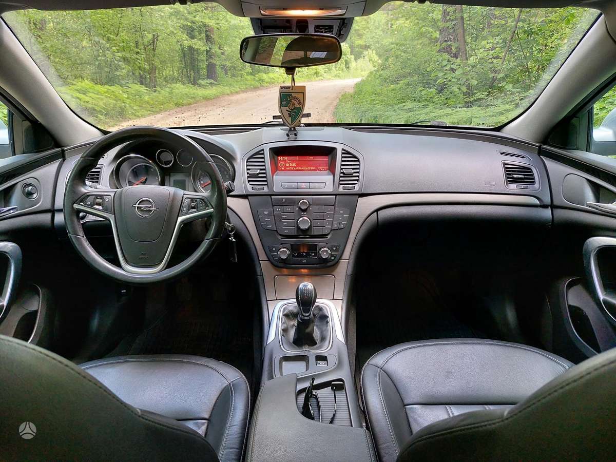 Opel Insignia, 2.0 l., Универсал