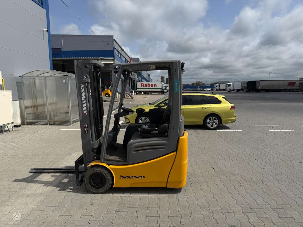 Jungheinrich EFG 215, forklifts