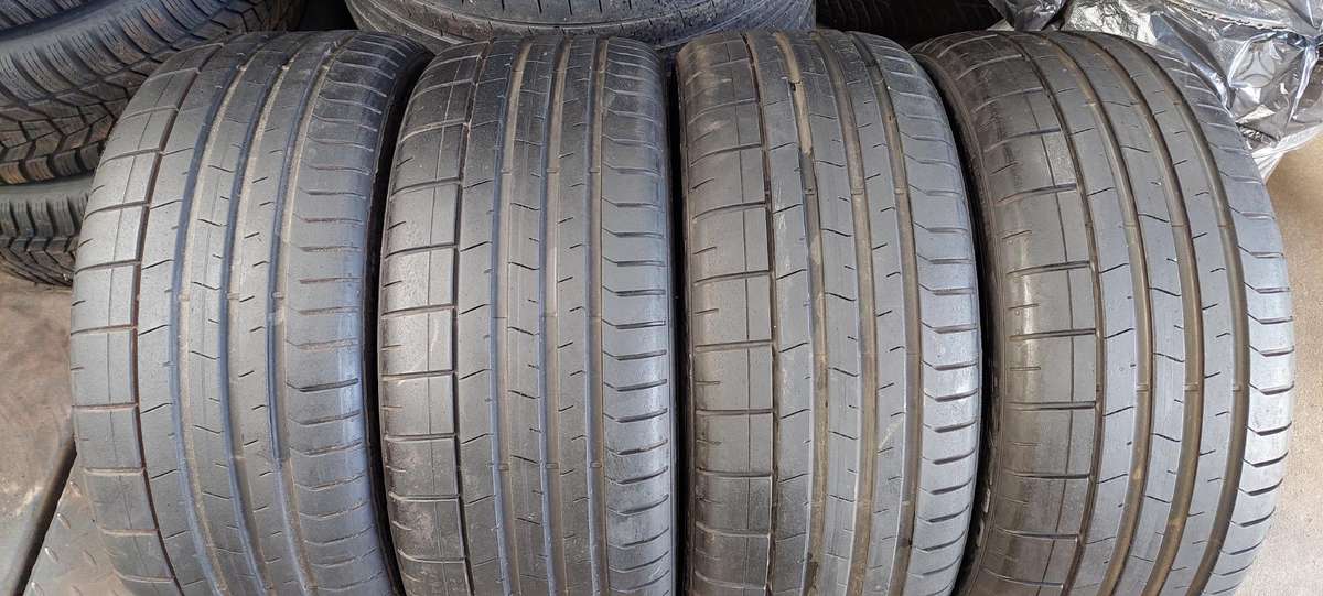 Pirelli, vasaras 235/35 R20