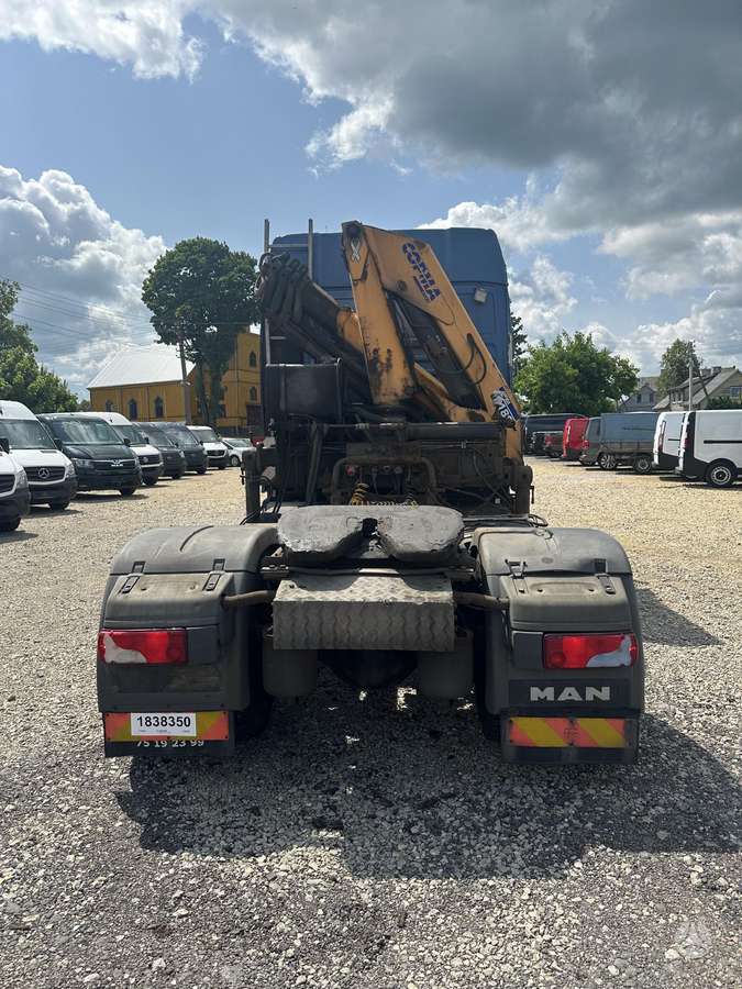 MAN TGA 18.360, ar krānu
