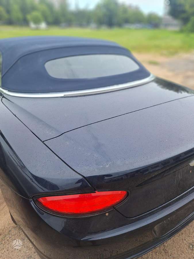 Bentley Continental GT stiklai