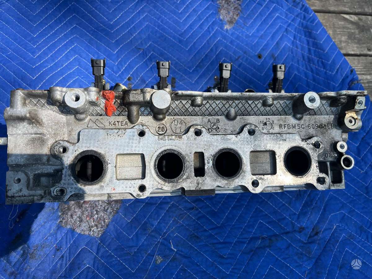 Volvo V60 cylinder head