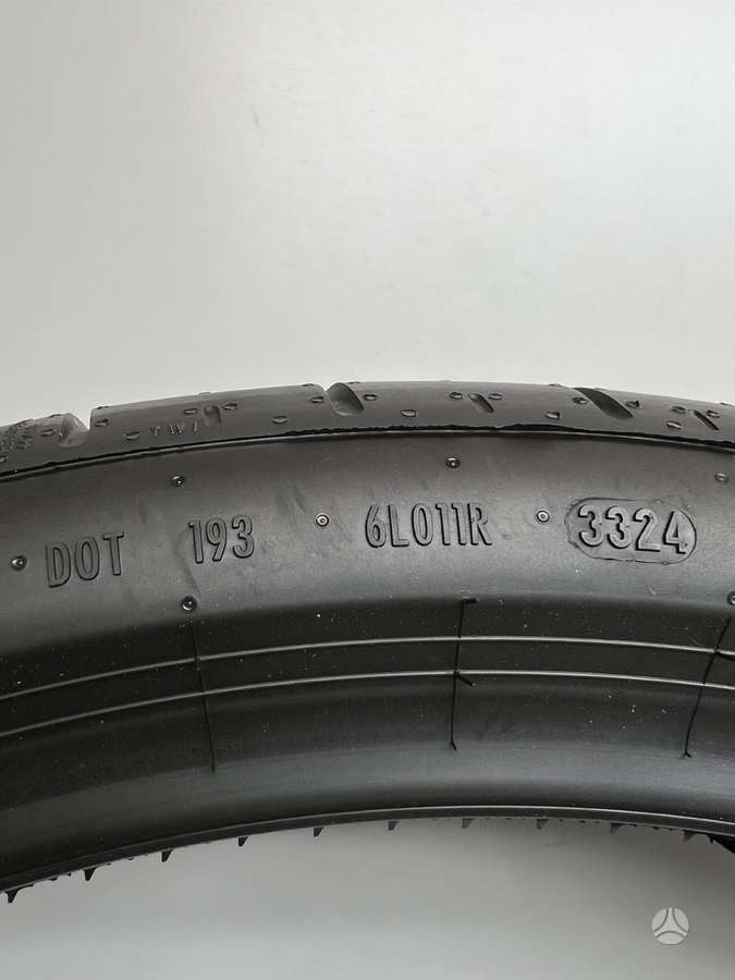 Pirelli P-Zero E * ELECT 2024m, vasaras 255/35 R22