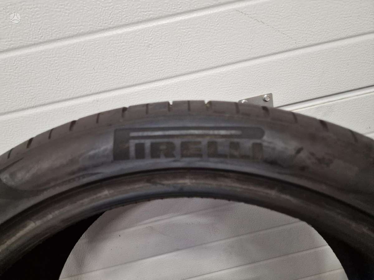 Pirelli P ZERO, vasarinės 295/35 R22