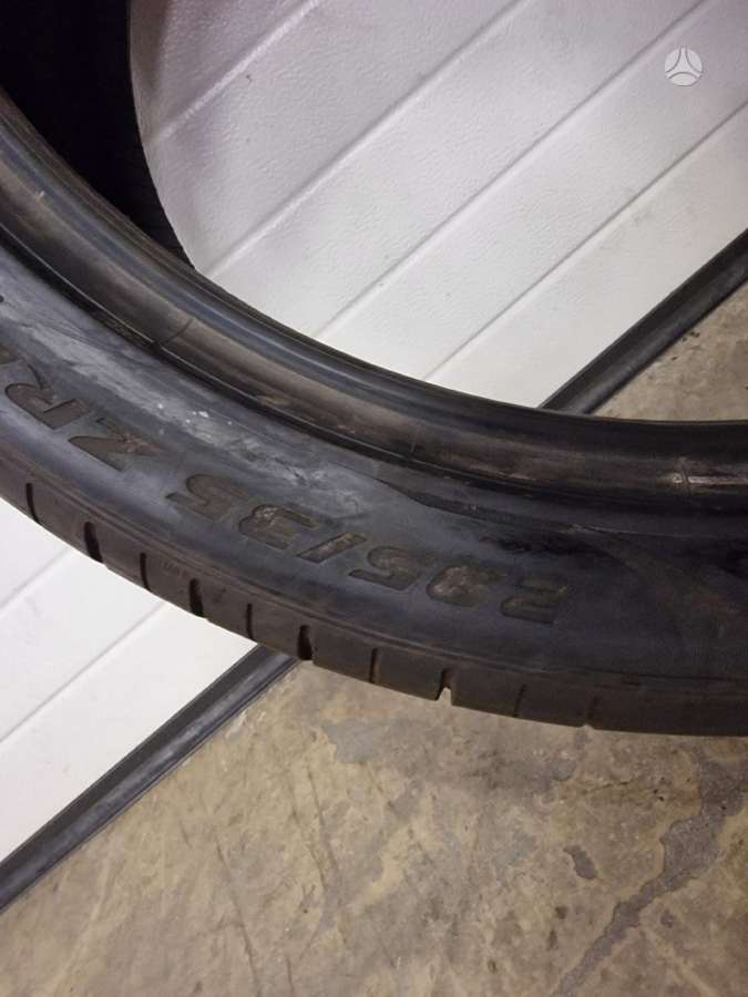 Pirelli P ZERO, vasaras 295/35 R22