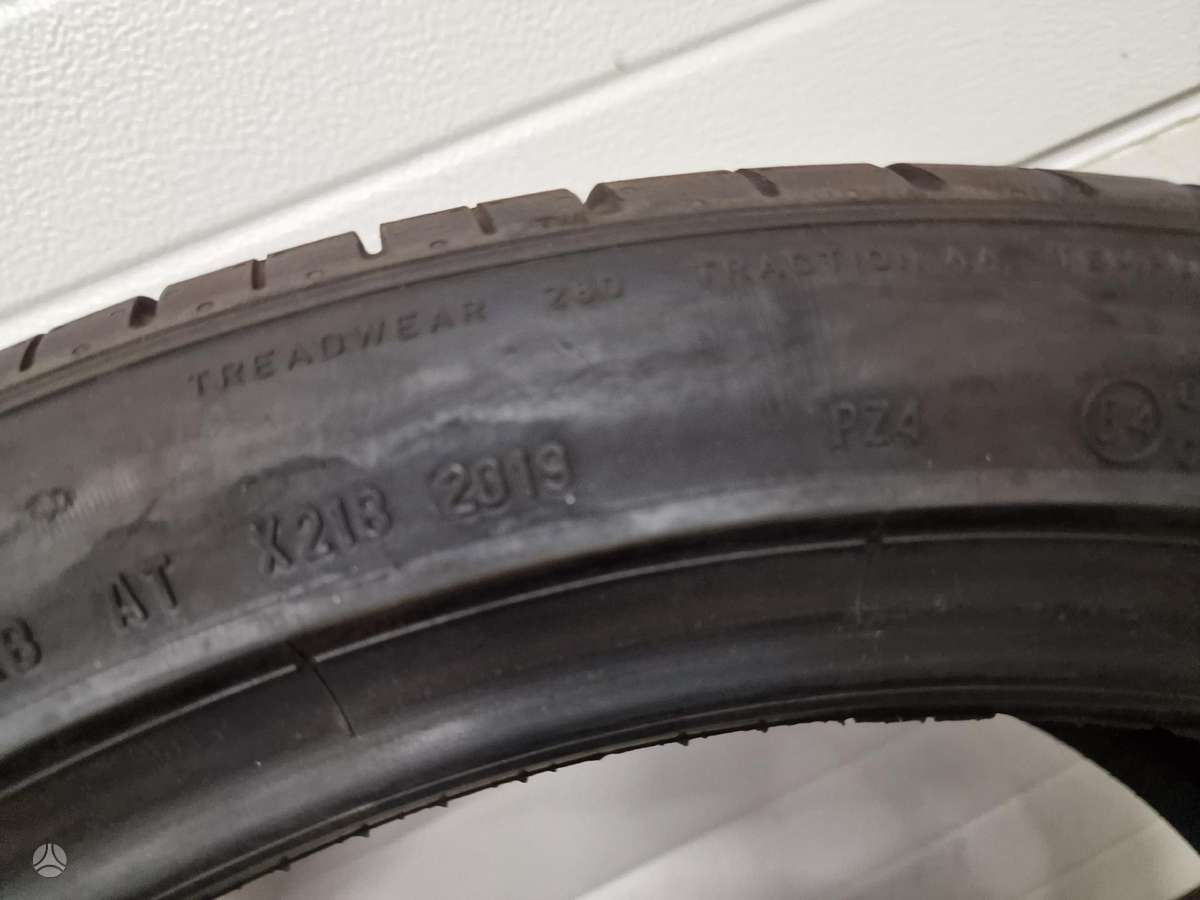 Pirelli P ZERO, vasaras 295/35 R22