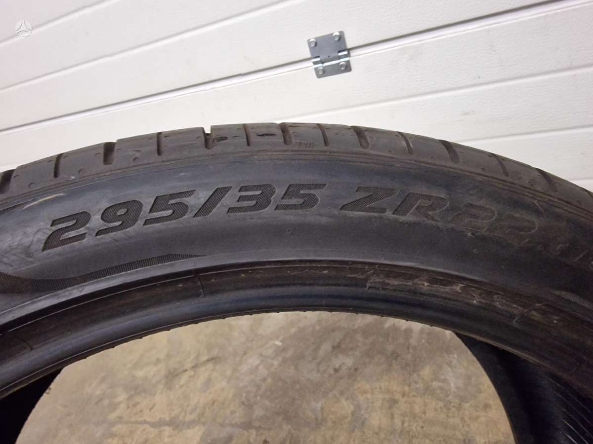 Pirelli P ZERO, summer 295/35 R22