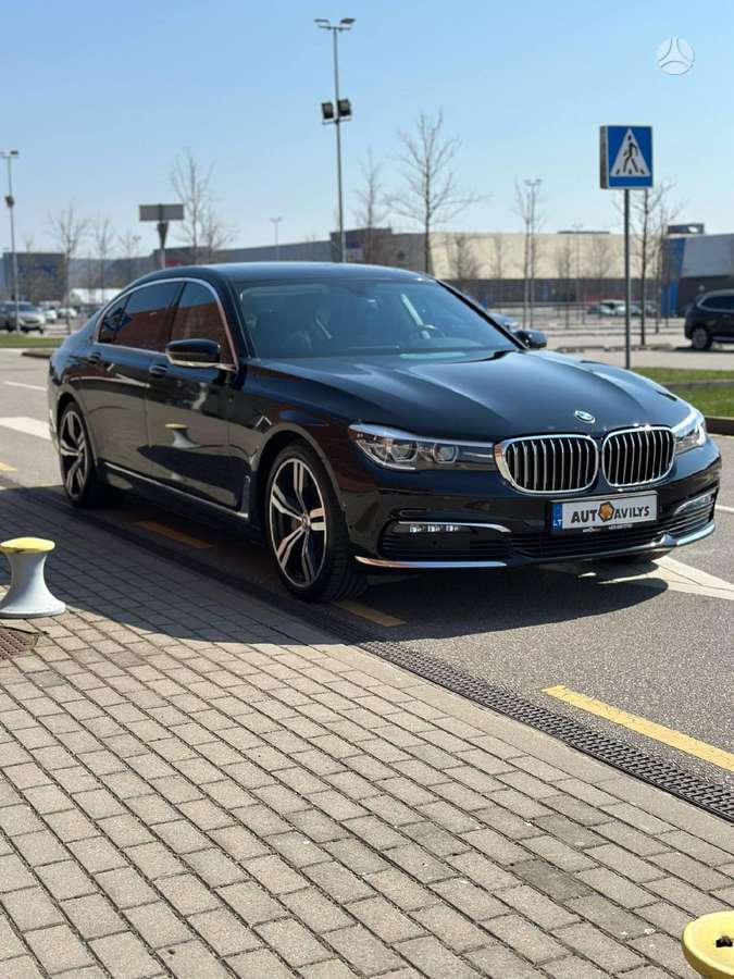 BMW 740, 3.0 l., Седан