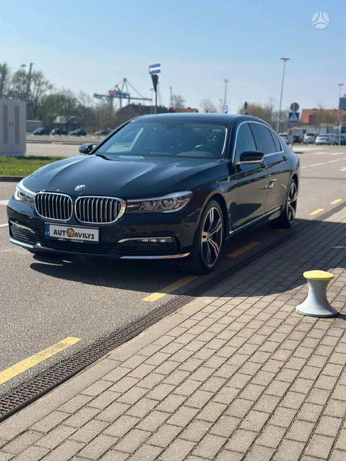 BMW 740, 3.0 l., Седан