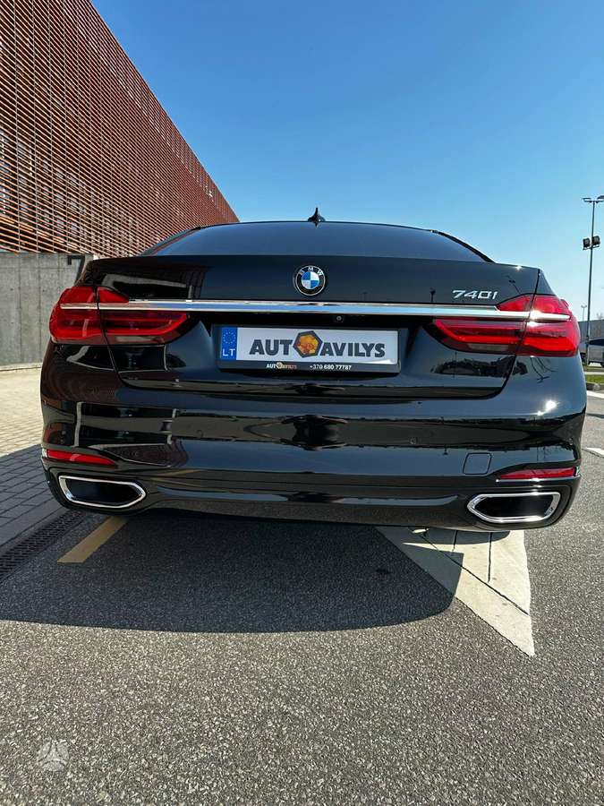 BMW 740, 3.0 l., Седан