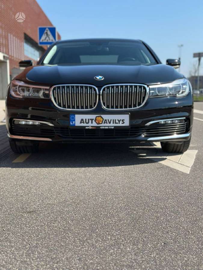 BMW 740, 3.0 l., Седан