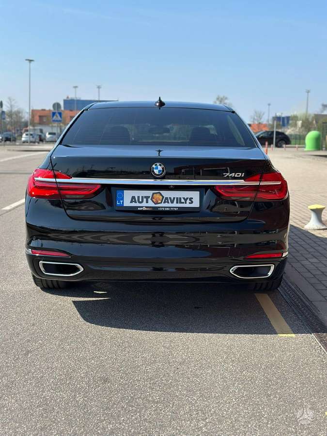 BMW 740, 3.0 l., Седан