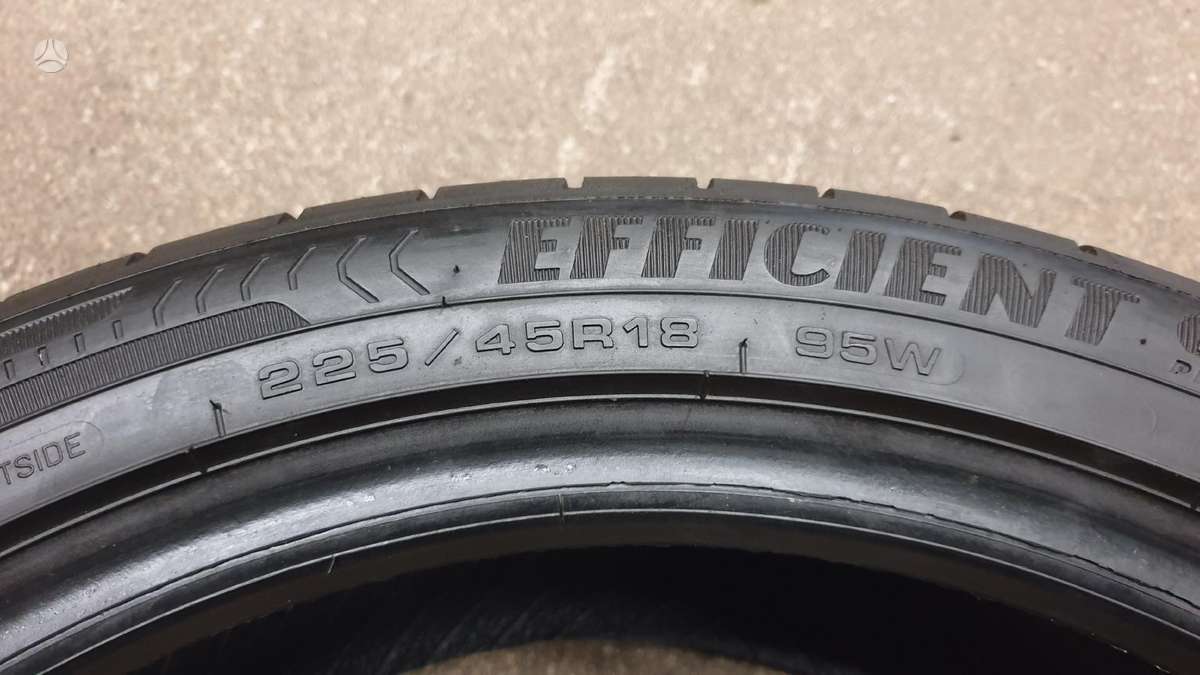Goodyear EfficientGripPerformance 7.5mm, летние 225/45 R18