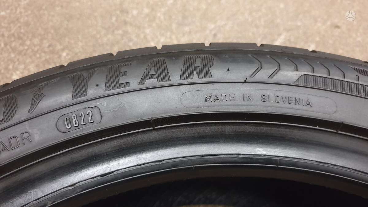Goodyear EfficientGripPerformance 7.5mm, летние 225/45 R18