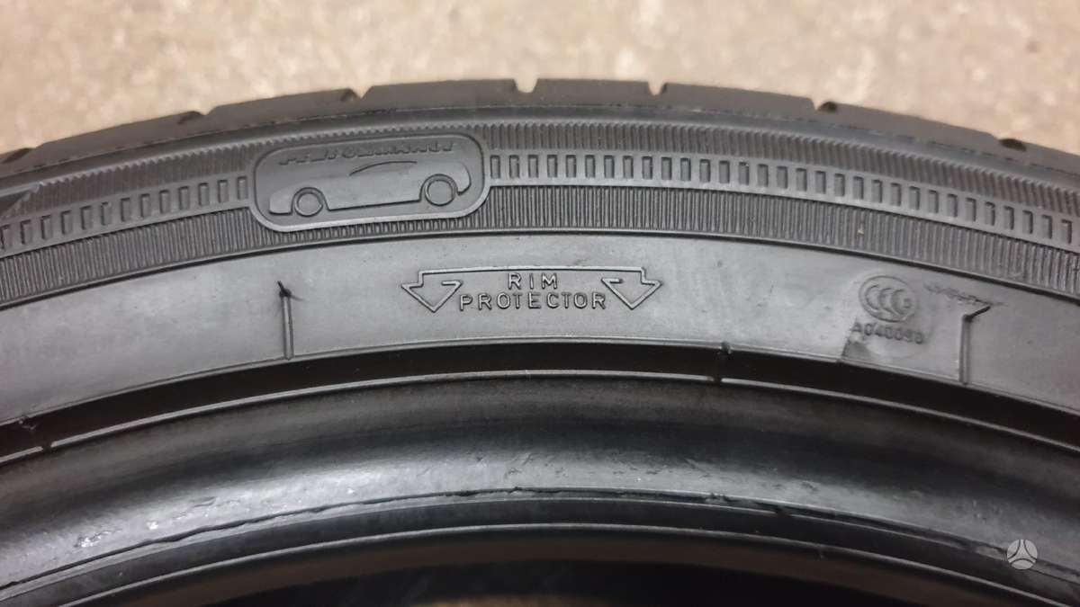 Goodyear EfficientGripPerformance 7.5mm, летние 225/45 R18