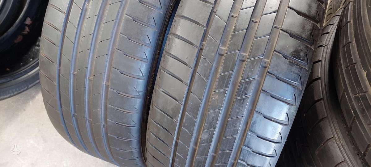 Bridgestone, vasaras 225/40 R19