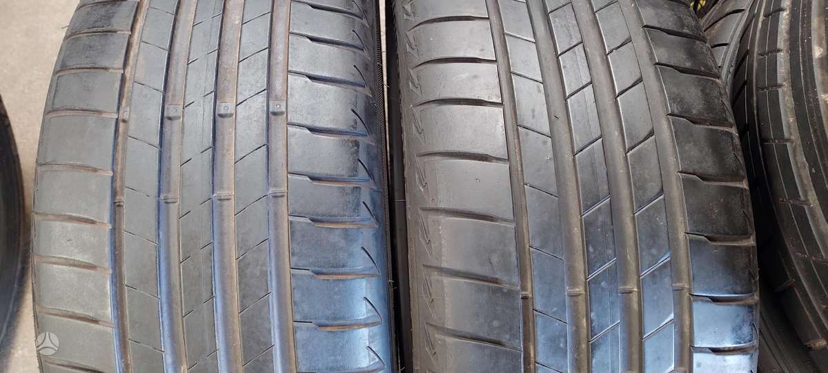 Bridgestone, vasaras 225/40 R19