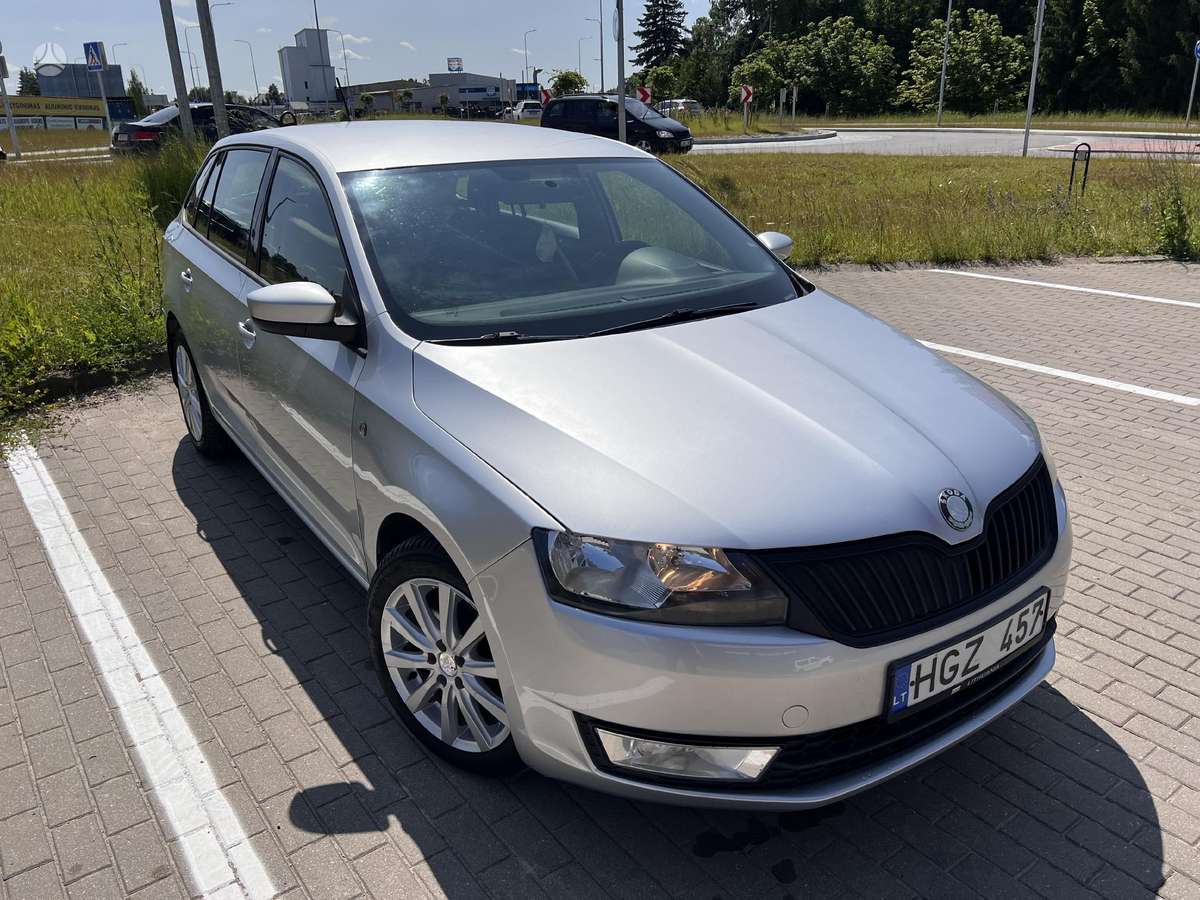 Skoda Rapid, 1.6 l., hatchback