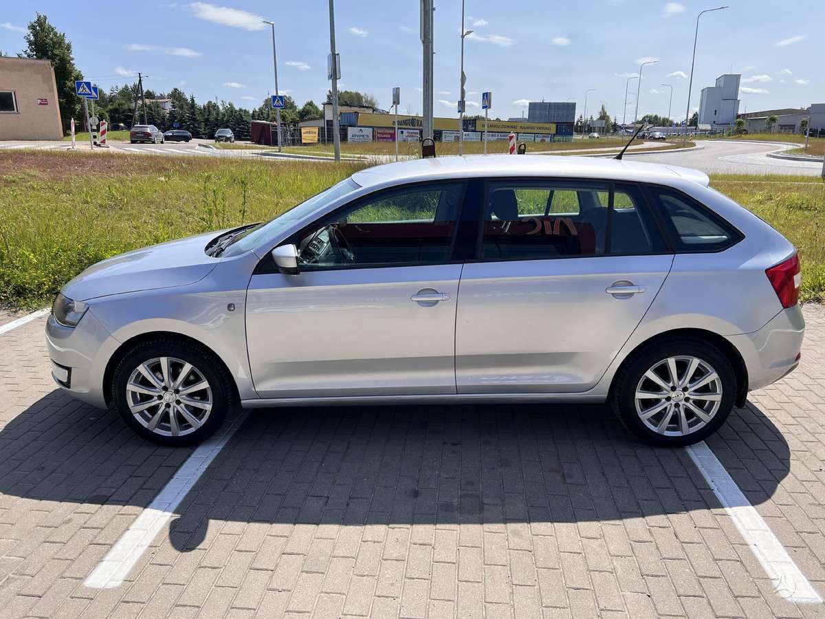 Škoda Rapid - 5