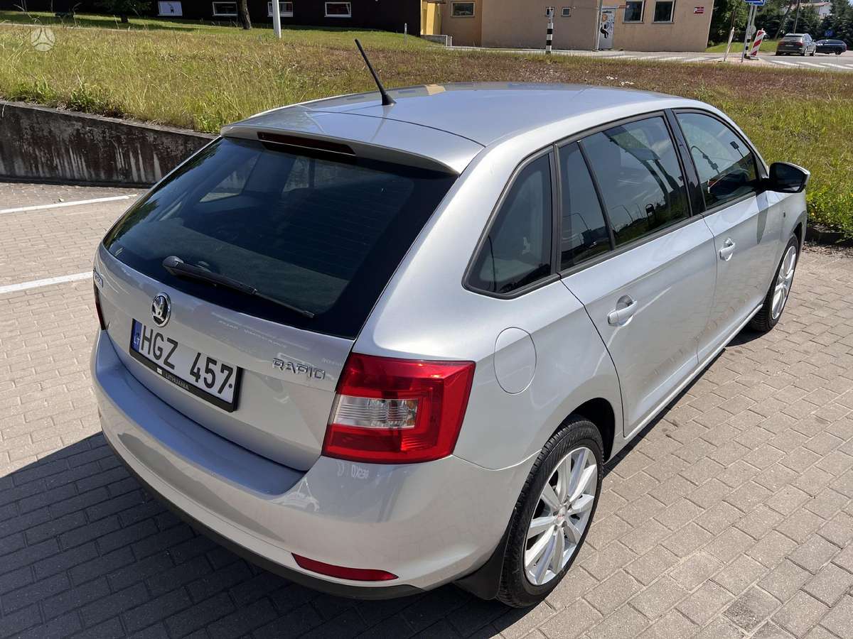 Škoda Rapid - 12