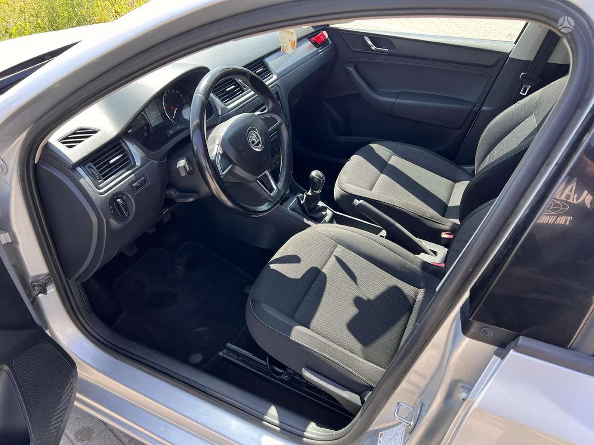 Skoda Rapid, 1.6 l., hatchback