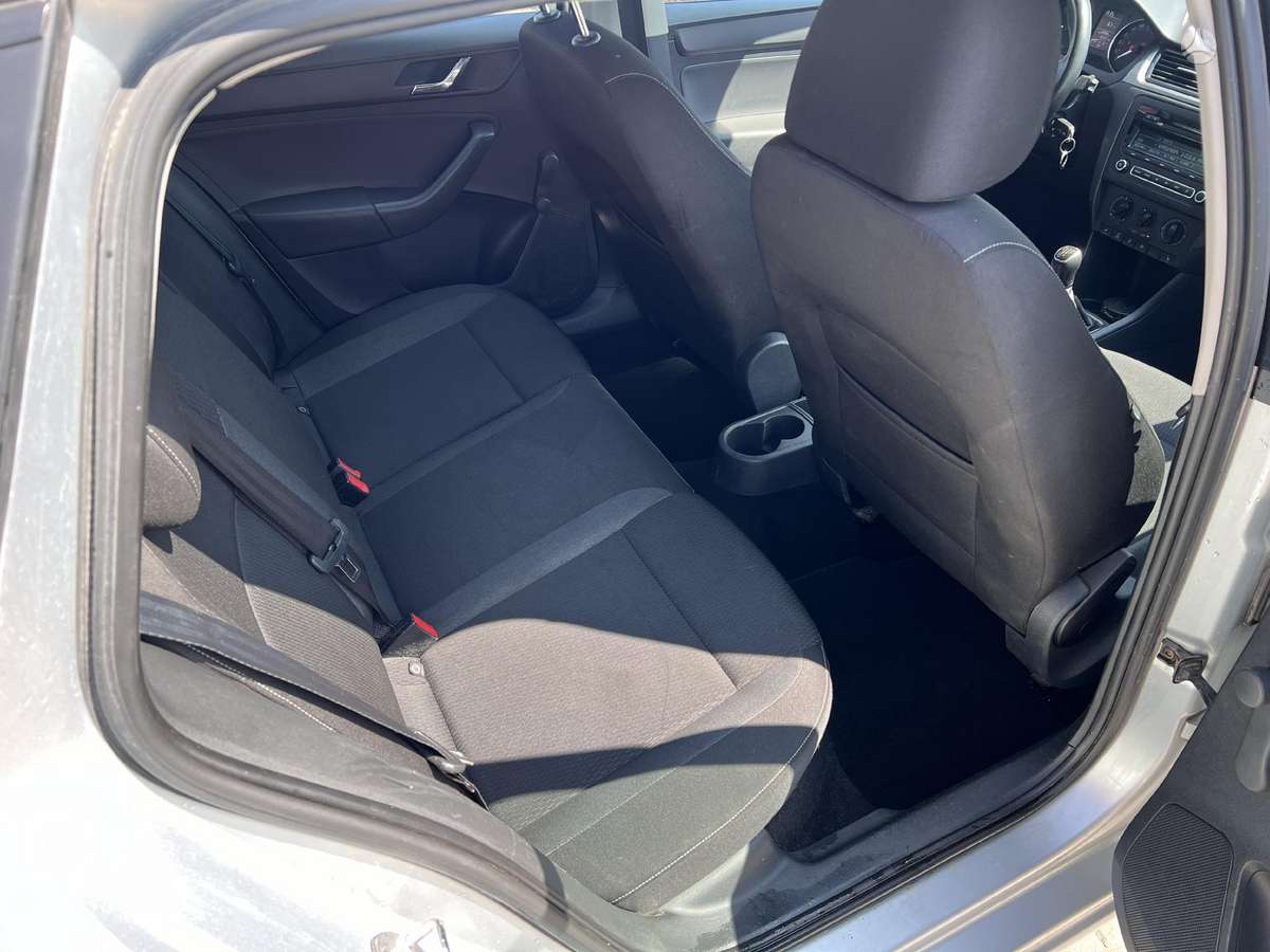 Skoda Rapid, 1.6 l., hatchback