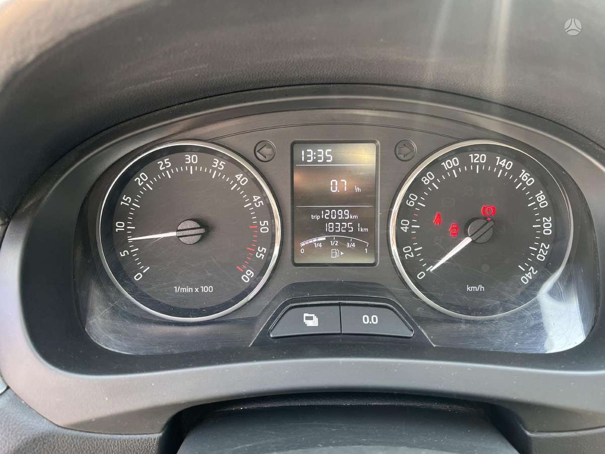 Skoda Rapid, 1.6 l., hatchback