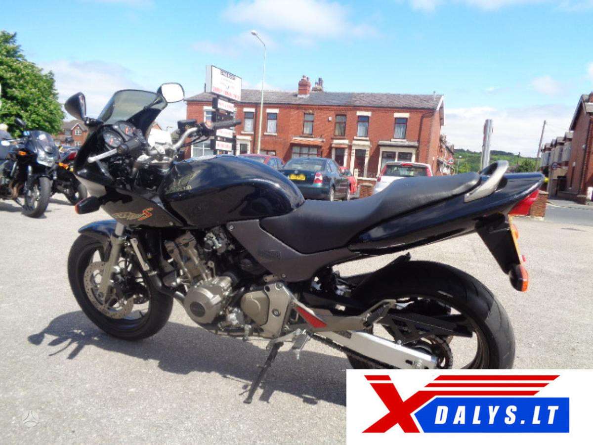 Honda Hornet, street / classic