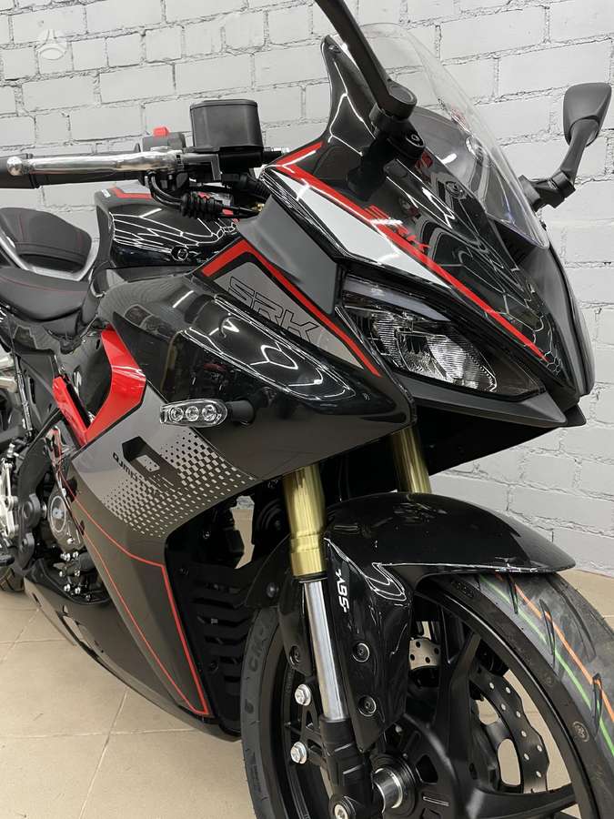 QJMOTOR SRK 125R 125cc, superbikes