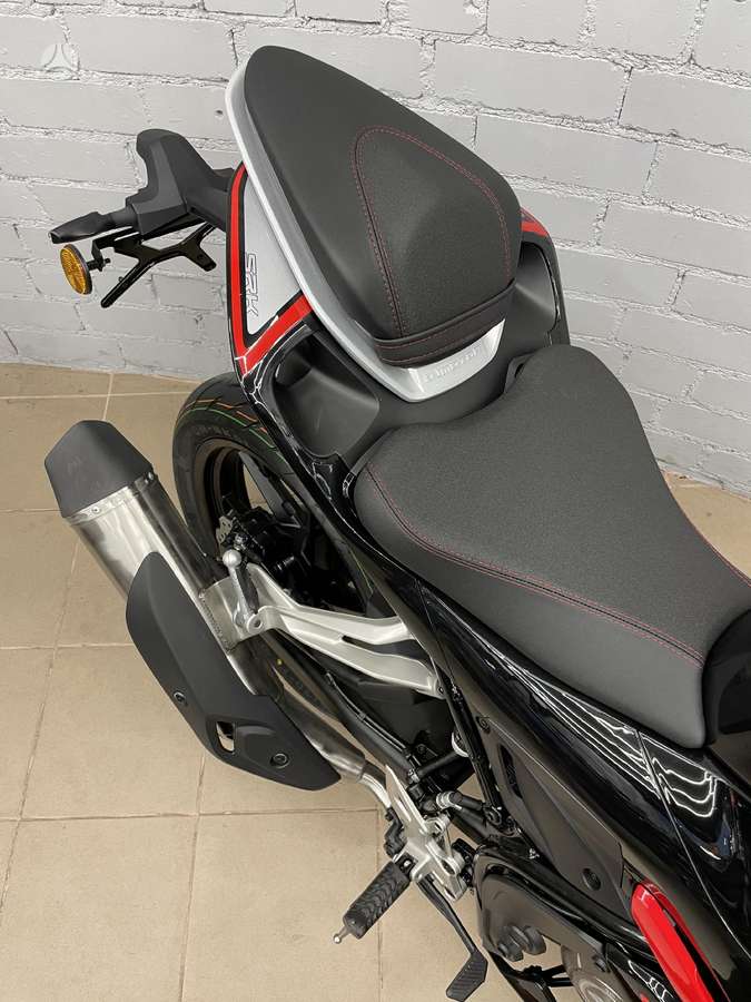 QJMOTOR SRK 125R 125cc, superbikes