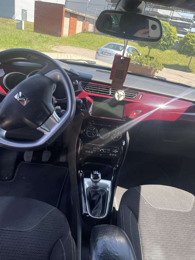 Citroen DS3, 1.6 l., hatchback