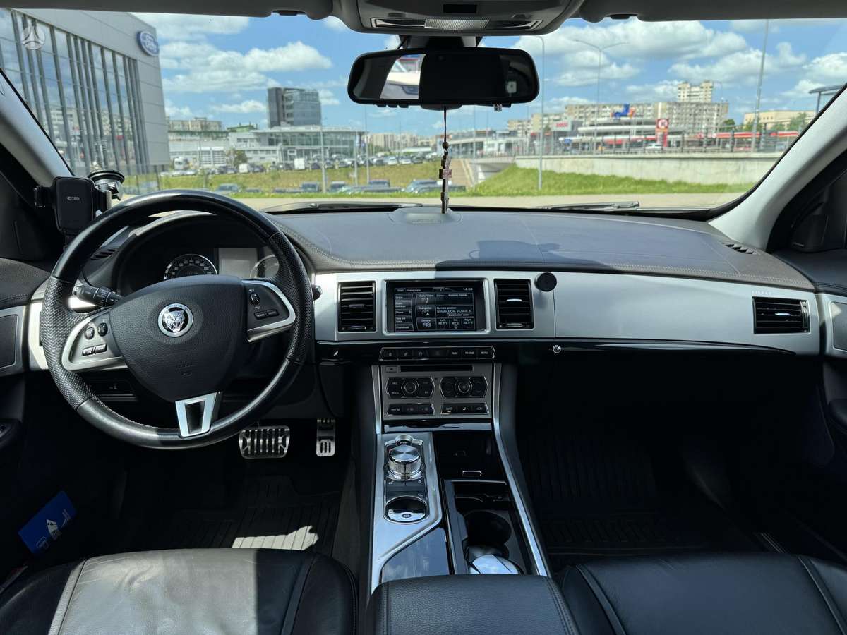 Jaguar XF, 2.2 l., Универсал