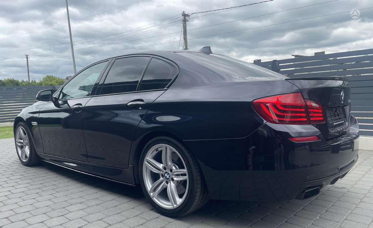 BMW 550, 4.4 l., Седан