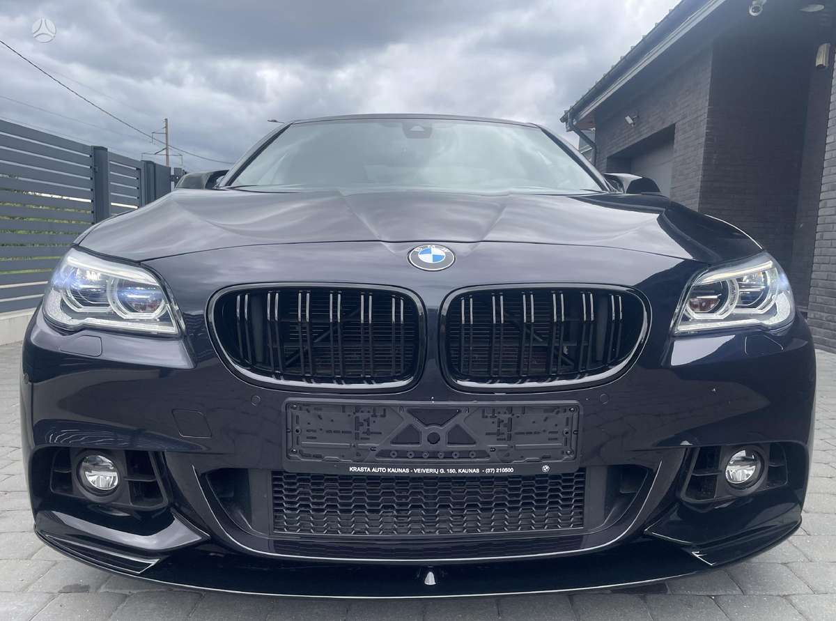 BMW 550, 4.4 l., Седан