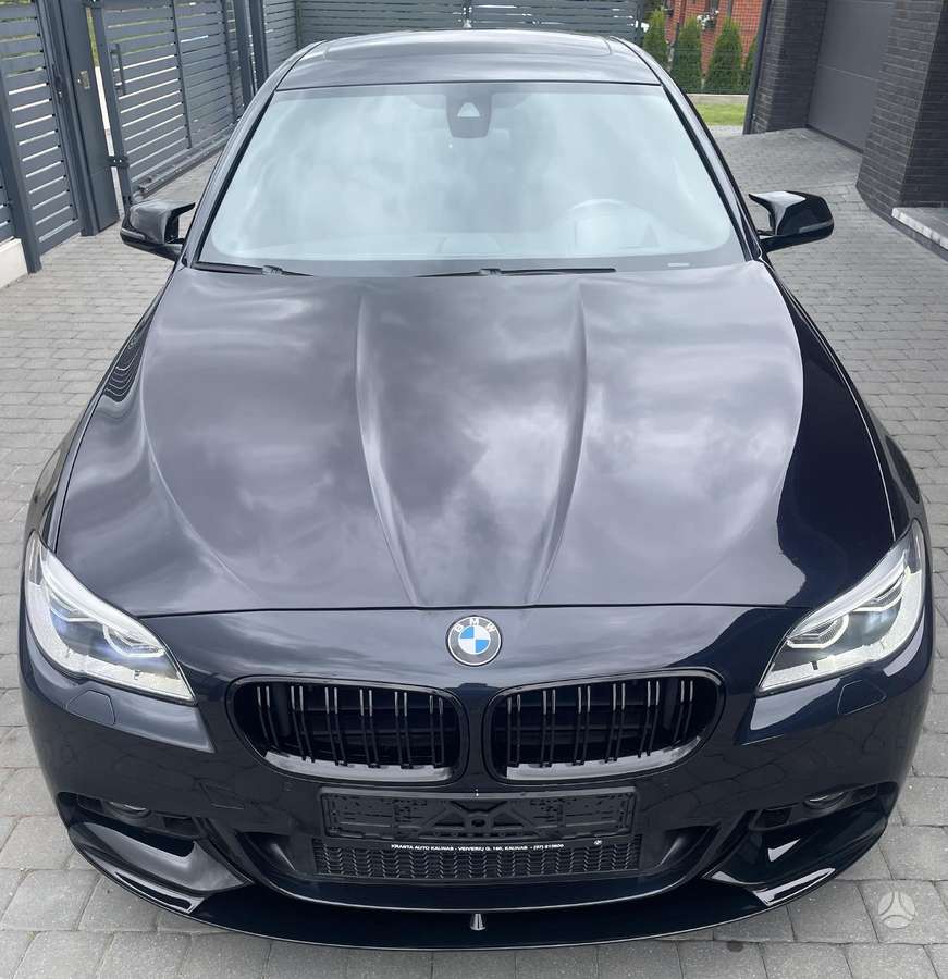 BMW 550, 4.4 l., Седан