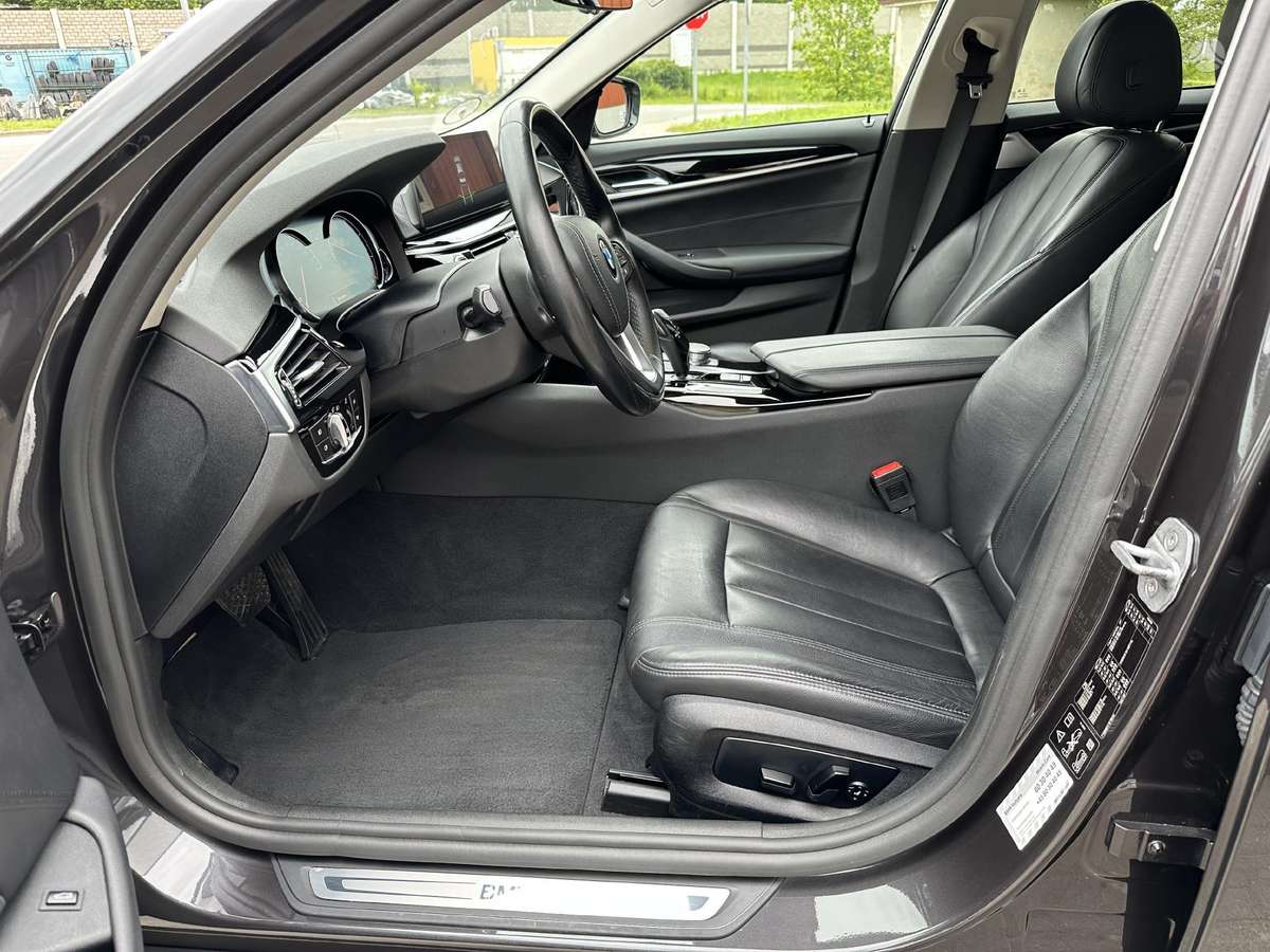 BMW 530, 3.0 l., Седан