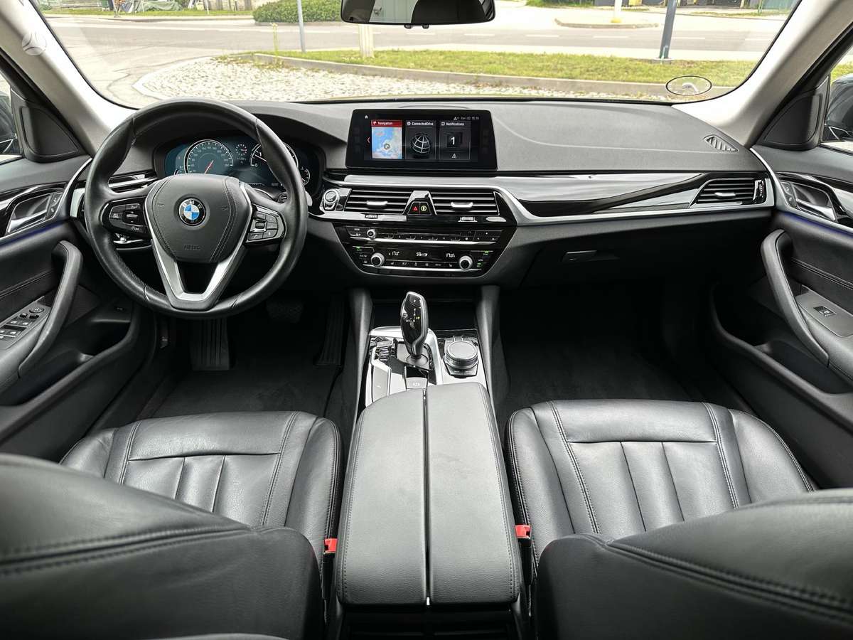 BMW 530, 3.0 l., Седан